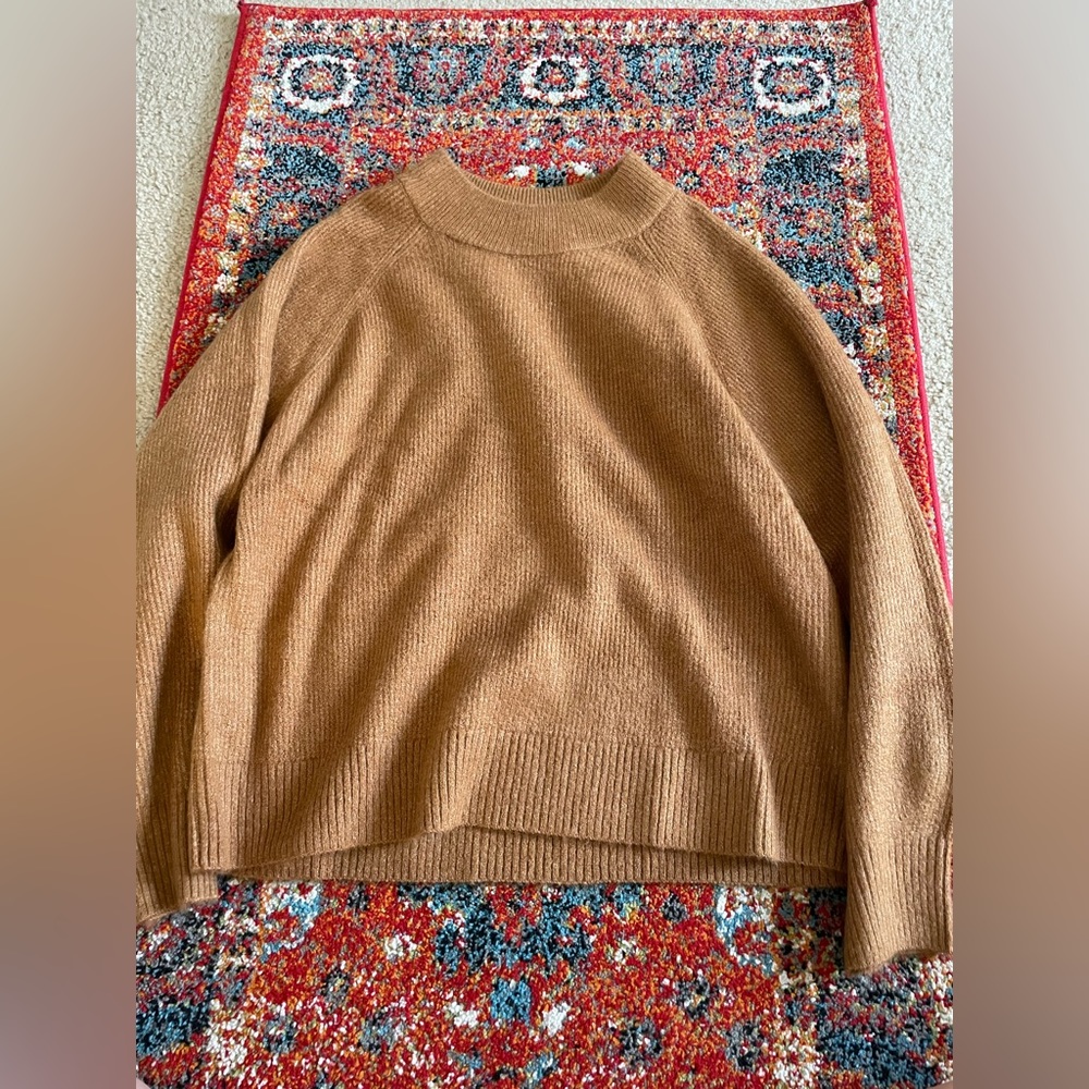 Womens Gap brown sweater. Size XL.